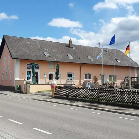Nesthocker Café-snackbar-pension-bauwagencamp